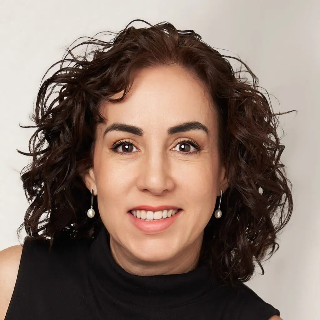 <em>Julia B.</em>